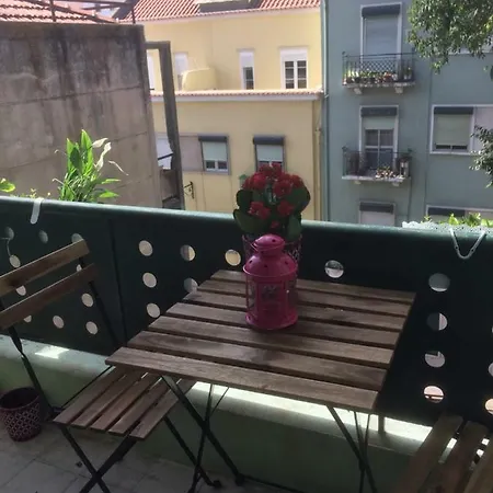 Divine Of Graca Lisboa